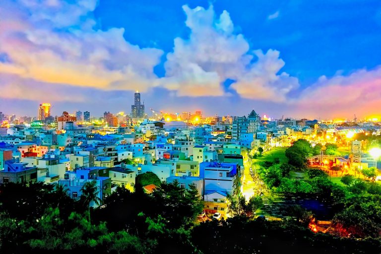 Iphoneで撮影した高雄の風景が絵のようになった件 夜撮カメラ Jimo Taiwan