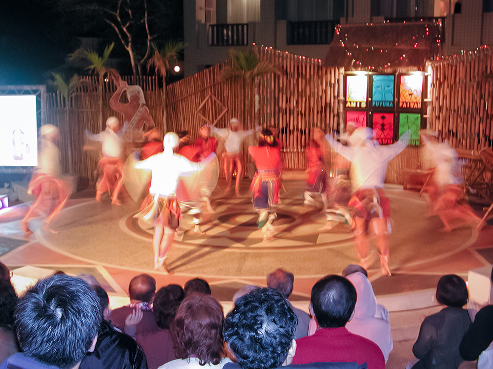 台東での踊り